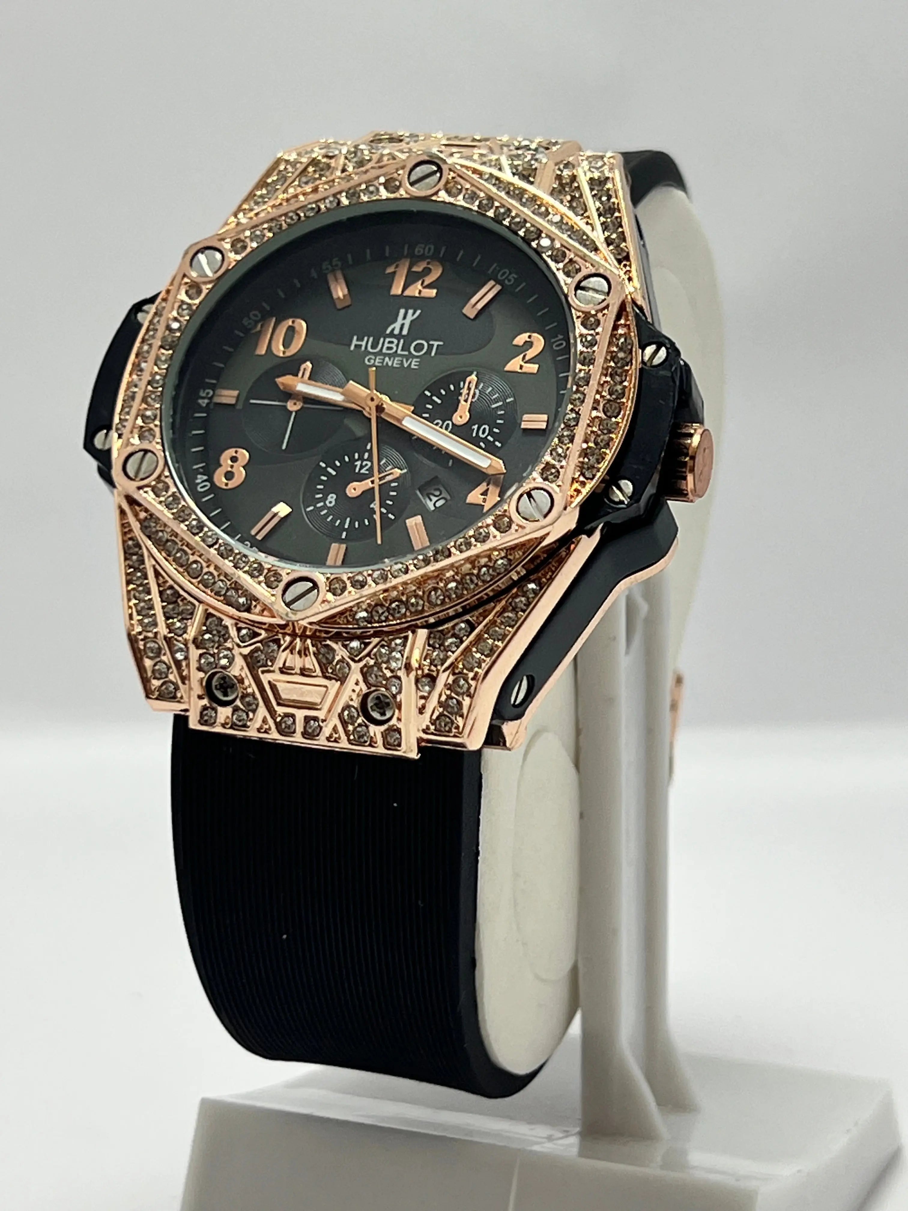 Luxury Hublot Genève Diamond Chronograph Watch – Rose Gold Edition Kstylez