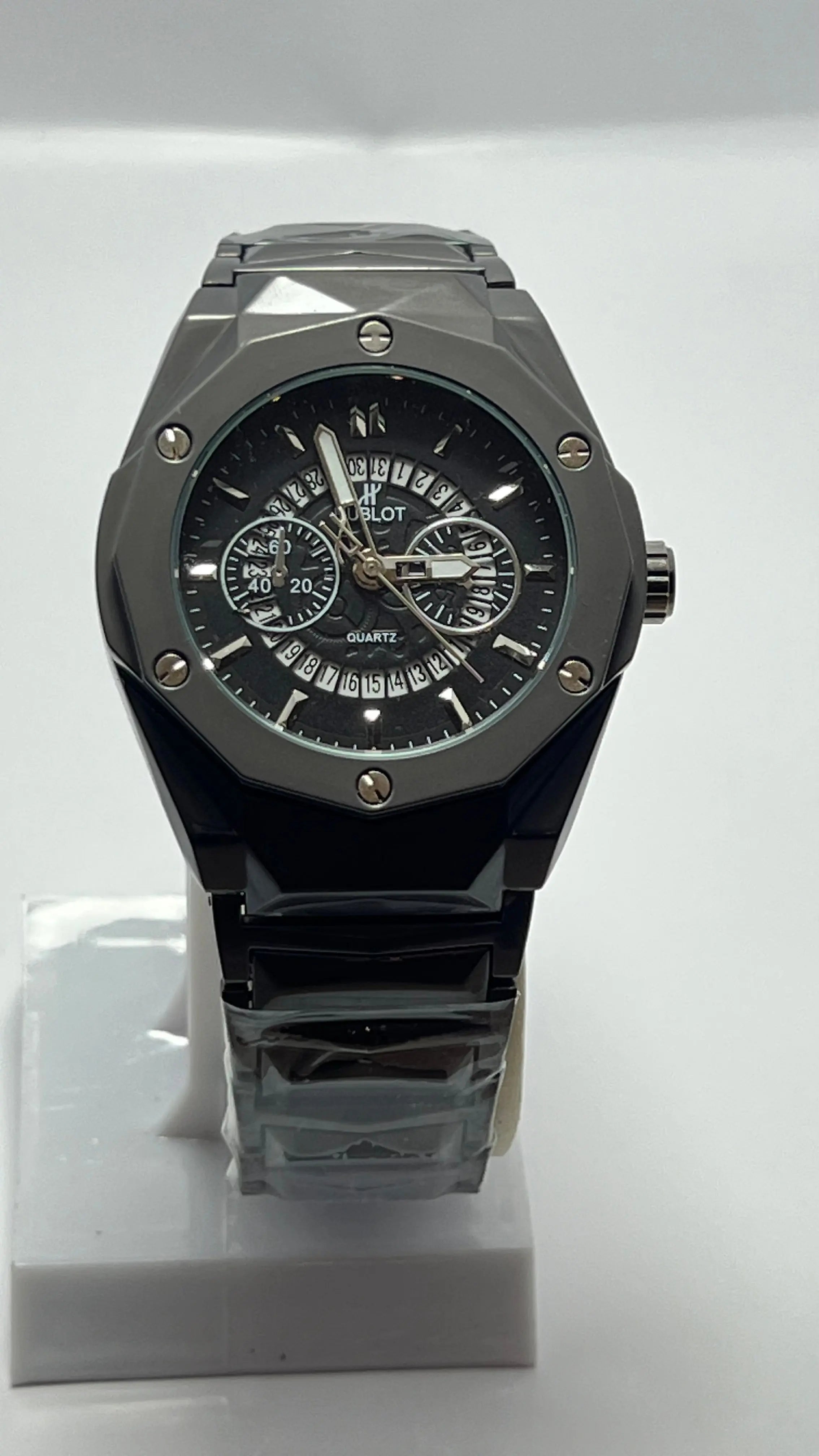⌚ Premium Hublot-Inspired Chronograph Watch – Silver & Black Edition Kstylez