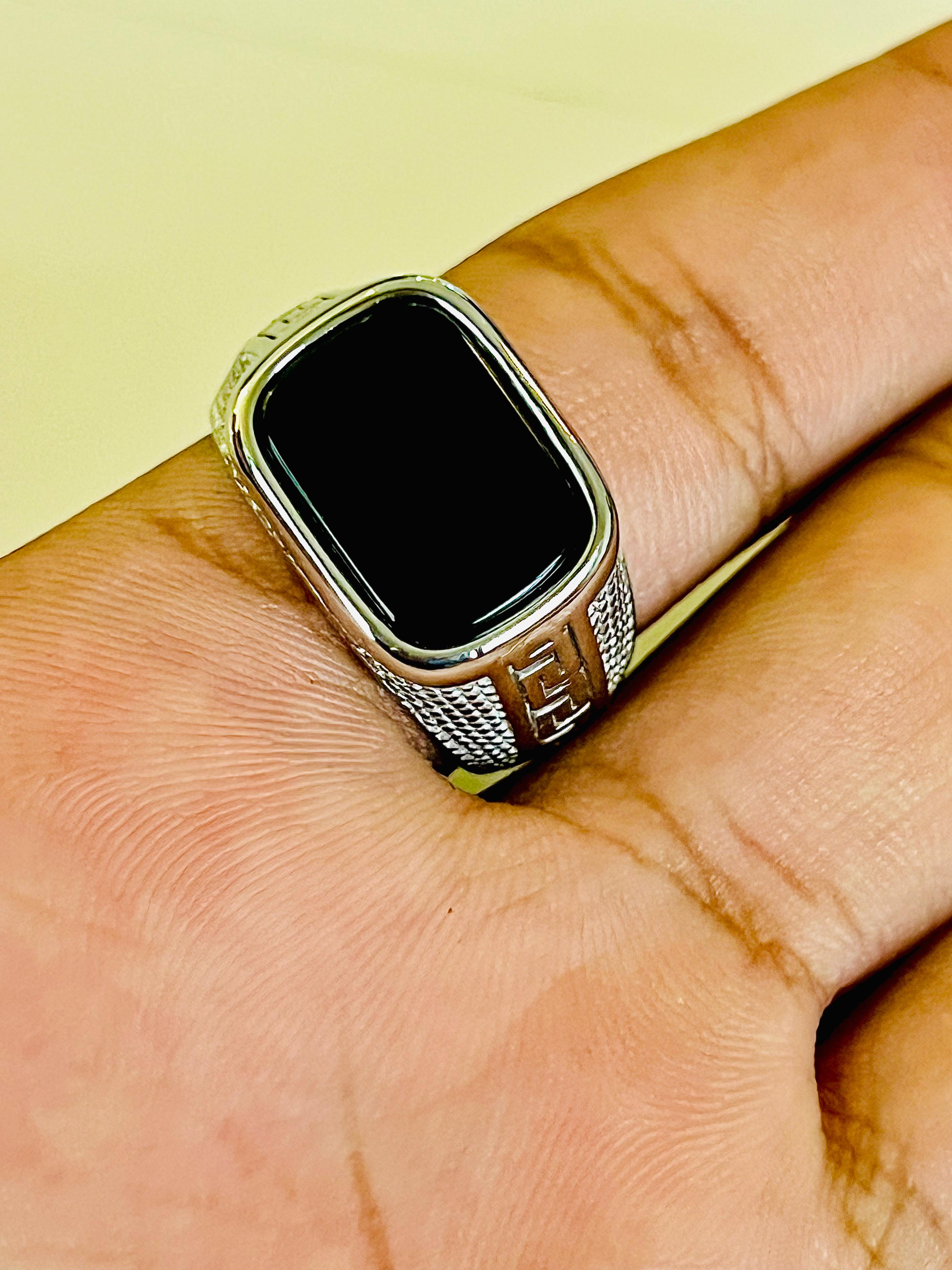 Men’s black Stone Ring – Luxury Italian design with swiss medusa Kstylez